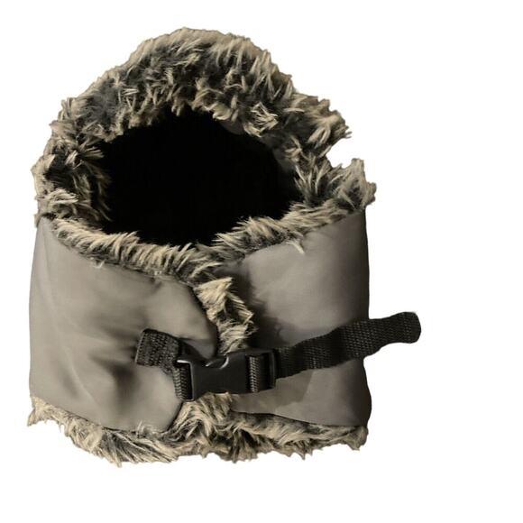 Levi men’s s/m nylon line trapper hat Faux Fur lining - Picture 6 of 6